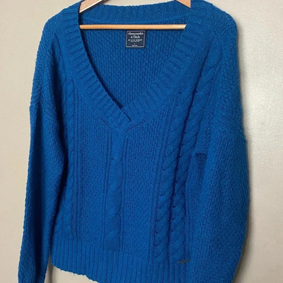 Abercrombie & Fitch Bright Blue V-Neck soft Cable Knit Sweater sz L Y2K EUC - Picture 7 of 16